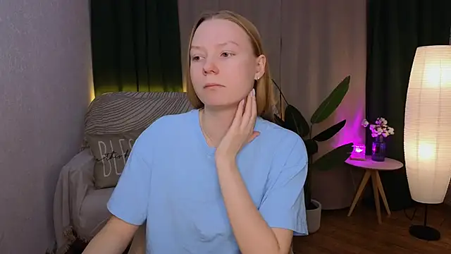 Snapshot of CarolynCohen__ chatting on 27, 1, 2025 CarolynCohen online show from 27, 1, 2025