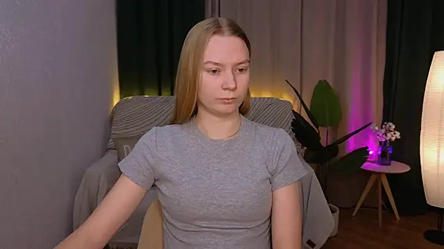 Snapshot of CarolynCohen__ chatting on 3, 2, 2025 CarolynCohen online show from 3, 2, 2025