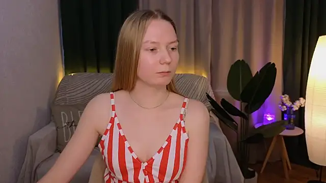 Snapshot of CarolynCohen__ chatting on 17, 3, 2025 CarolynCohen online show from 17, 3, 2025