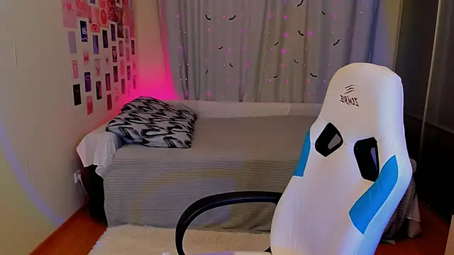 Snapshot of Vanessa_Verona chatting on 12, 2, 2025 Vanessa Verona online show from 12, 2, 2025