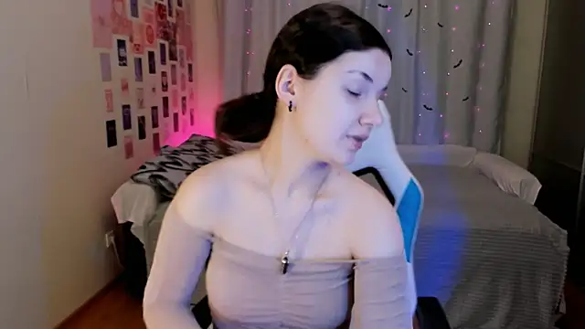 Snapshot of Vanessa_Verona chatting on 19, 2, 2025 Vanessa Verona online show from 19, 2, 2025