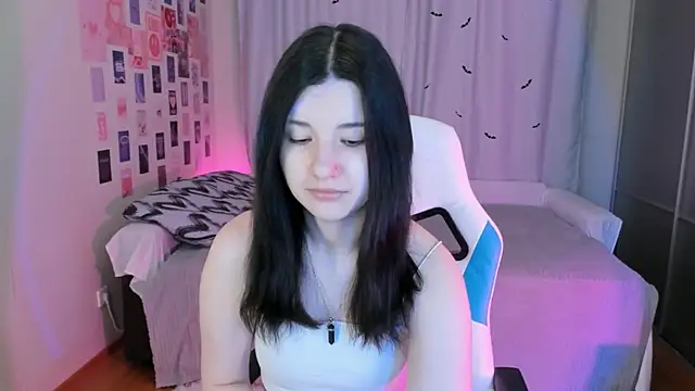 Snapshot of Vanessa_Verona chatting on 2, 3, 2025 Vanessa Verona online show from 2, 3, 2025