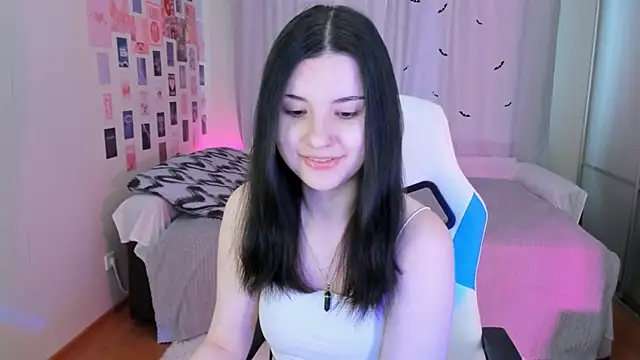 Snapshot of Vanessa_Verona chatting on 2, 3, 2025 Vanessa Verona online show from 2, 3, 2025