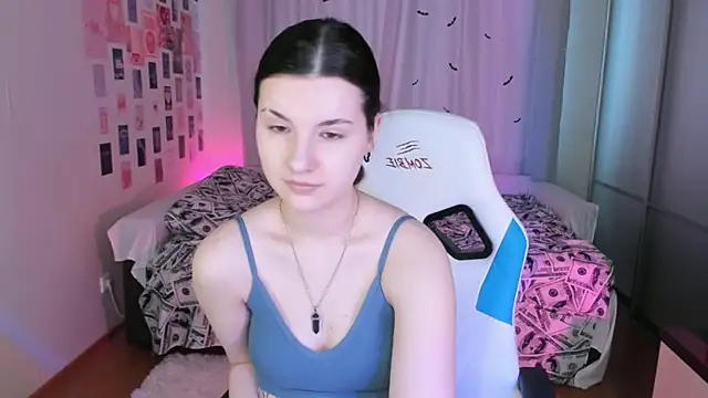 Snapshot of Vanessa_Verona chatting on 22, 3, 2025 Vanessa Verona online show from 22, 3, 2025