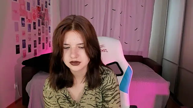 Snapshot of Vanessa_Verona chatting on 15, 9, 2025 Vanessa Verona online show from 15, 9, 2025