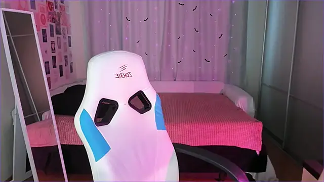 Snapshot of Vanessa_Verona chatting on 18, 3, 2026 Vanessa Verona online show from 18, 3, 2026