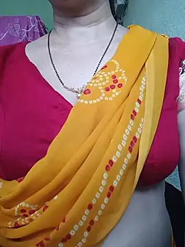 Snapshot of Rosy-B chatting on 20, 5, 2026 Rosy-B online show from 20, 5, 2026