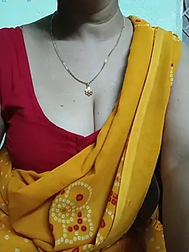 Snapshot of Rosy-B chatting on 28, 7, 2026 Rosy-B online show from 28, 7, 2026