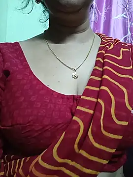 Snapshot of Rosy-B chatting on 3, 8, 2026 Rosy-B online show from 3, 8, 2026