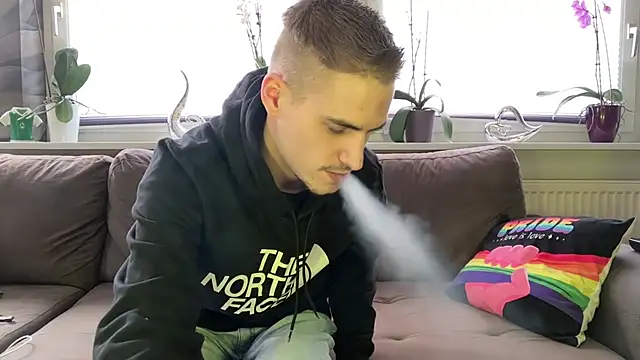 Cookieboy88 online show from 15, 2, 2025