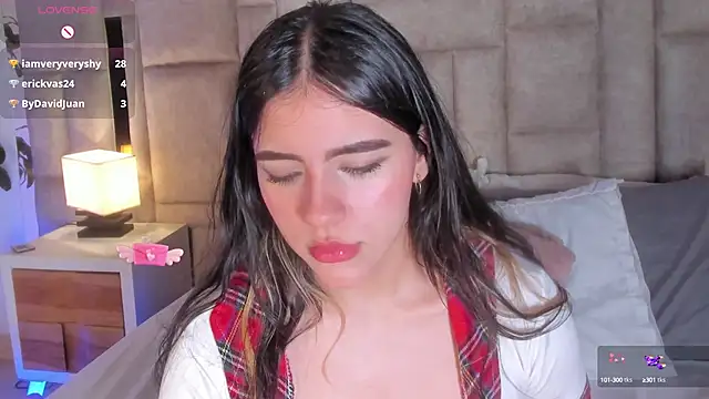 SofiScott  online show from 14, 3, 2025