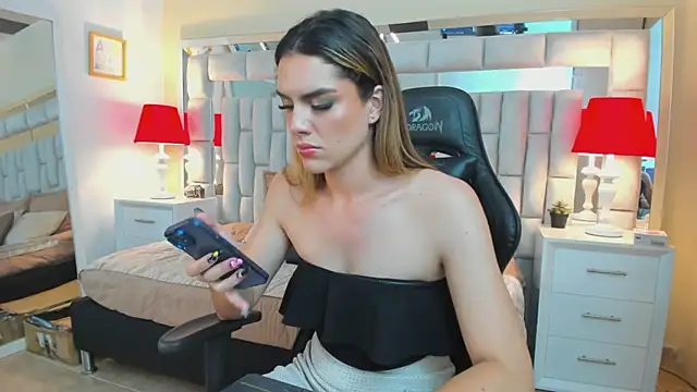 mariiahneedles online show from 1, 1, 2025