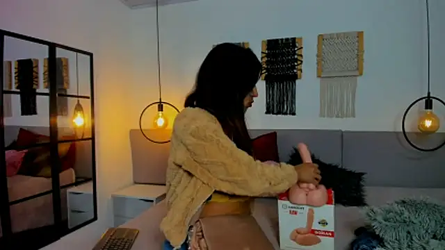 Sweet camille online show from 13, 4, 2026