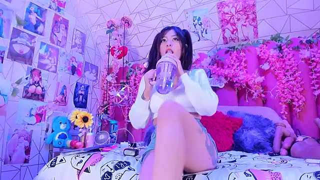 Alicebenett online show from 5, 4, 2026