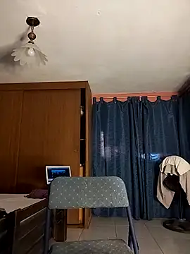 Snapshot of Catalinacandela chatting on 22, 10, 2025 Catalinacandela online show from 22, 10, 2025