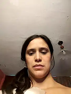 Snapshot of Catalinacandela chatting on 23, 11, 2025 Catalinacandela online show from 23, 11, 2025