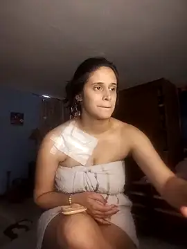 Snapshot of Catalinacandela chatting on 14, 2, 2026 Catalinacandela online show from 14, 2, 2026