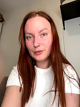 EmmaWarren online show from 24, 10, 2025