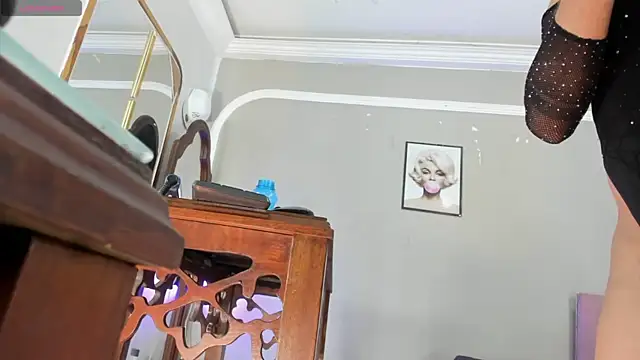 Jimena Grey online show from 15, 12, 2025