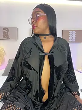 Snapshot of Esmeralda_Duarte chatting on 23, 5, 2026 Esmeralda Duarte online show from 23, 5, 2026