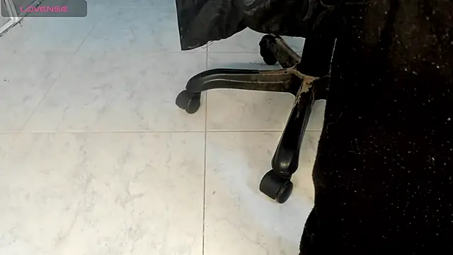 Snapshot of Lissalittlee chatting on 11, 3, 2025 Lissalittlee online show from 11, 3, 2025