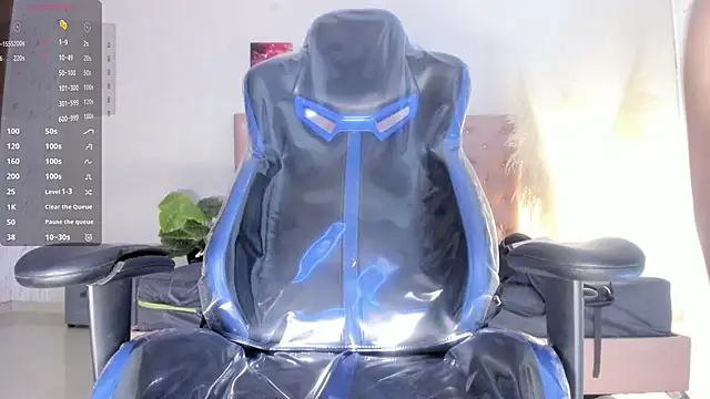 Snapshot of Lissalittlee chatting on 31, 10, 2025 Lissalittlee online show from 31, 10, 2025