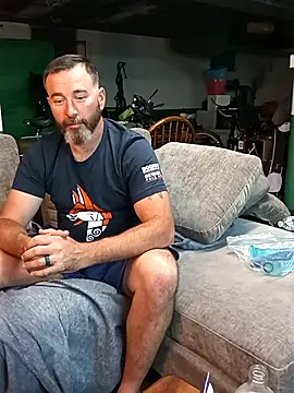 Snapshot of bongripingclitlicker chatting on 18, 5, 2026 bongripingclitlicker online show from 18, 5, 2026
