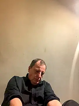 Snapshot of chubbybear2cum chatting on 5, 11, 2025 chubbybear2cum online show from 5, 11, 2025