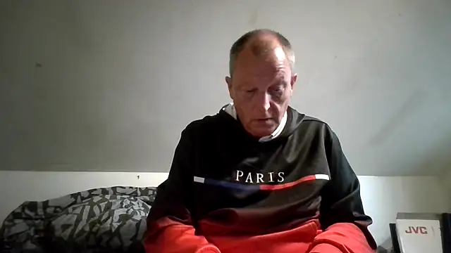 Snapshot of chubbybear2cum chatting on 12, 7, 2026 chubbybear2cum online show from 12, 7, 2026