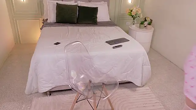  Miss Kimm online show from 13, 4, 2026