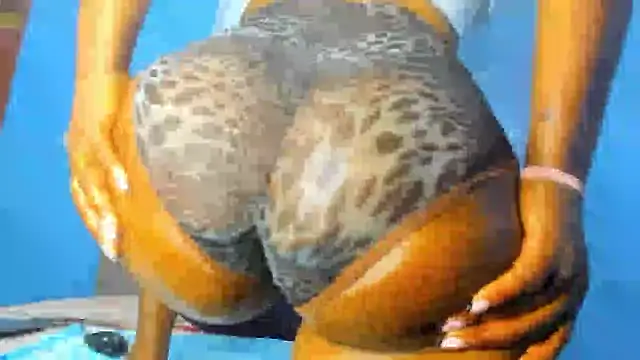 Natasha Spencer online show from 16, 9, 2025