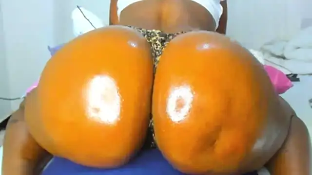 Snapshot of Natasha_Spencer chatting on 2, 3, 2026 Natasha Spencer online show from 2, 3, 2026