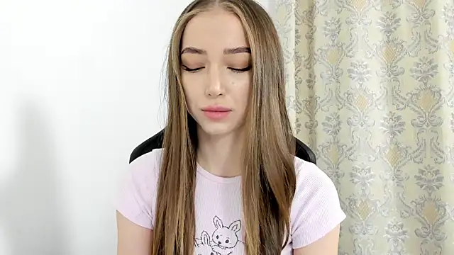 Snapshot of Sweet-bb chatting on 2, 12, 2024 Sweet-bb online show from 2, 12, 2024