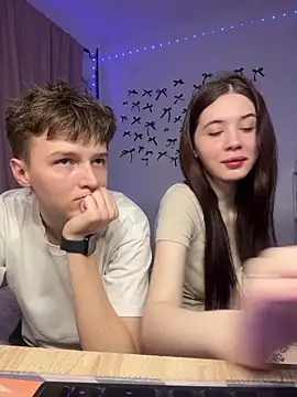 CoddleWeeper  online show from 14, 3, 2026