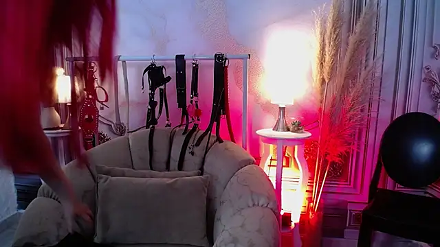 Naty slavedoll online show from 3, 11, 2025