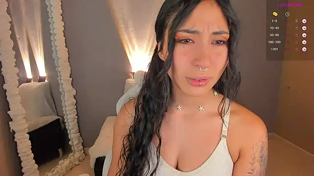 amber curly online show from 6, 12, 2024