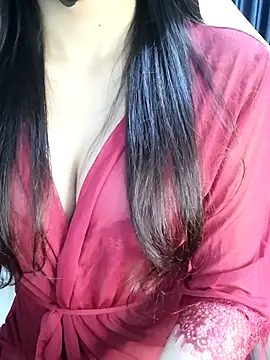 Snapshot of _Linez_ chatting on 9, 11, 2025 Linez online show from 9, 11, 2025