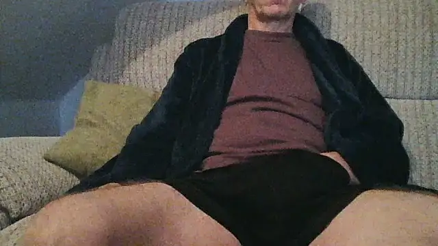 Snapshot of mr_english50 chatting on 19, 10, 2025 mr english50 online show from 19, 10, 2025