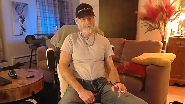 Snapshot of Towndude123 chatting on 24, 2, 2025 Towndude123 online show from 24, 2, 2025