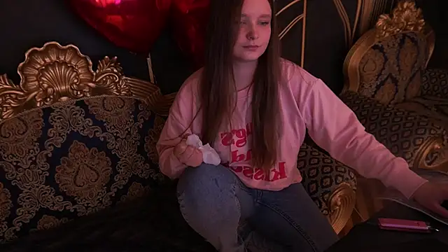 Snapshot of MagicPeachh_ chatting on 9, 2, 2026 MagicPeachh online show from 9, 2, 2026