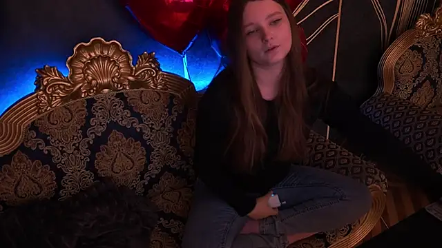 Snapshot of MagicPeachh_ chatting on 10, 2, 2026 MagicPeachh online show from 10, 2, 2026