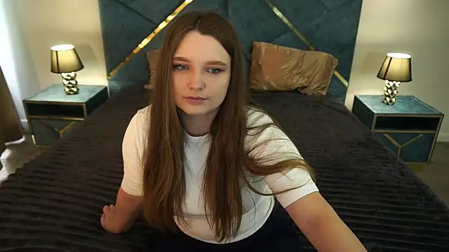 Snapshot of MagicPeachh_ chatting on 10, 7, 2026 MagicPeachh online show from 10, 7, 2026