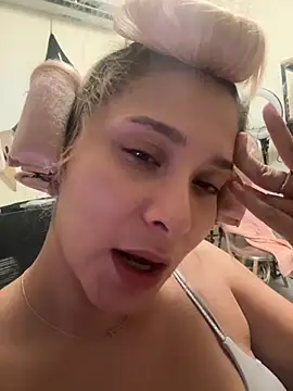 Snapshot of Ramona_Flower chatting on 30, 10, 2025 Ramona Flower online show from 30, 10, 2025