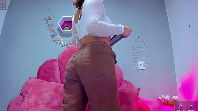 LilithSmith  online show from 12, 2, 2025