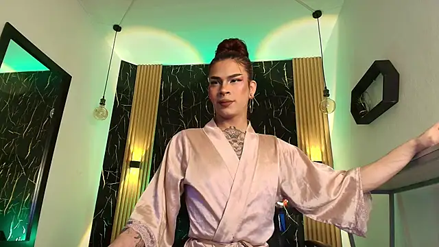 Snapshot of Bella_salvatore chatting on 13, 4, 2026 Bella salvatore online show from 13, 4, 2026