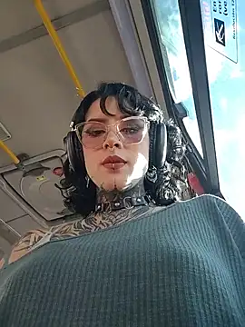 taaylor33 online show from 7, 7, 2026