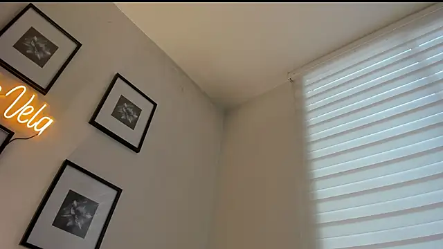 Annie Velas  online show from 17, 2, 2026