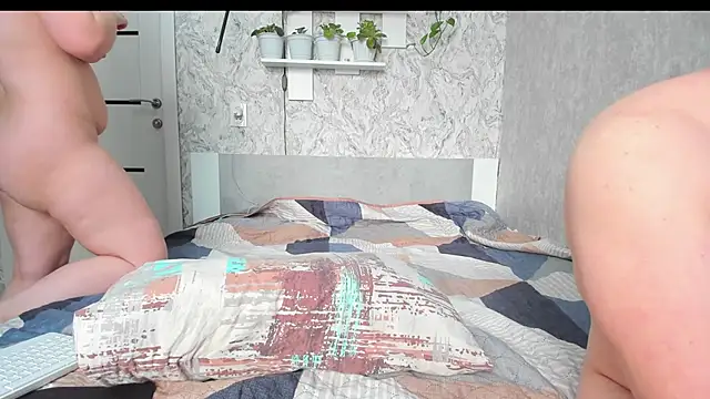 Snapshot of Sexy_room chatting on 3, 2, 2026 Sexy room online show from 3, 2, 2026