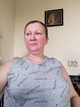 blondyaguar online show from 6, 3, 2025