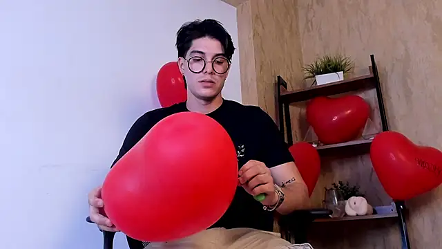 Snapshot of Karimferrer chatting on 15, 2, 2026 Karimferrer online show from 15, 2, 2026